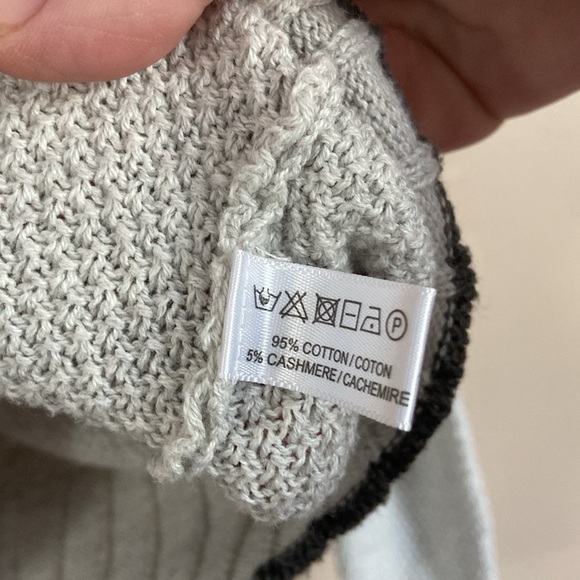 Lisa Todd Lightweight  Cotton Hoodie Sweater – Grey with Pink Trim - Picture 6 of 8